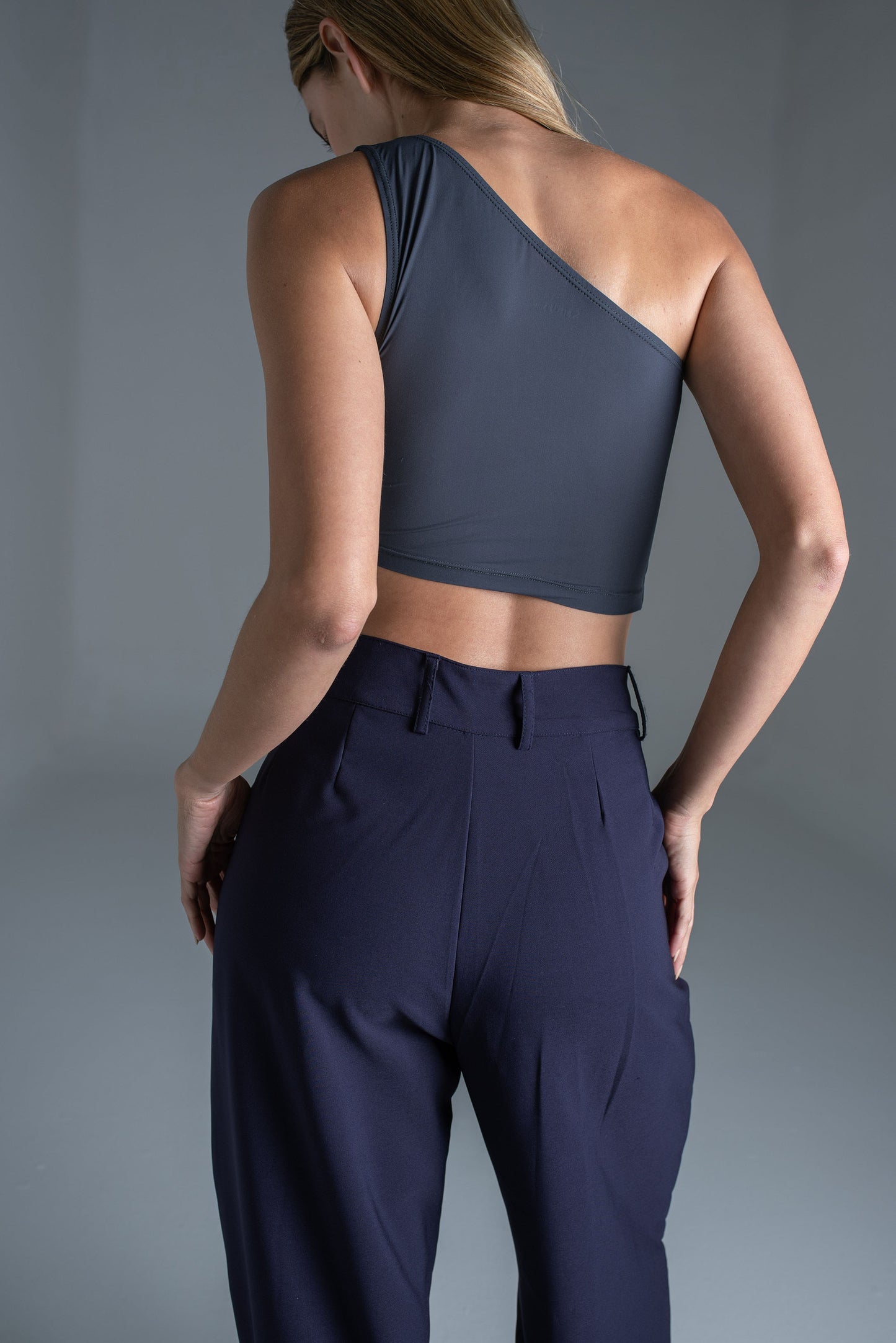 Pantalón Plisado Oli en Azul Frances